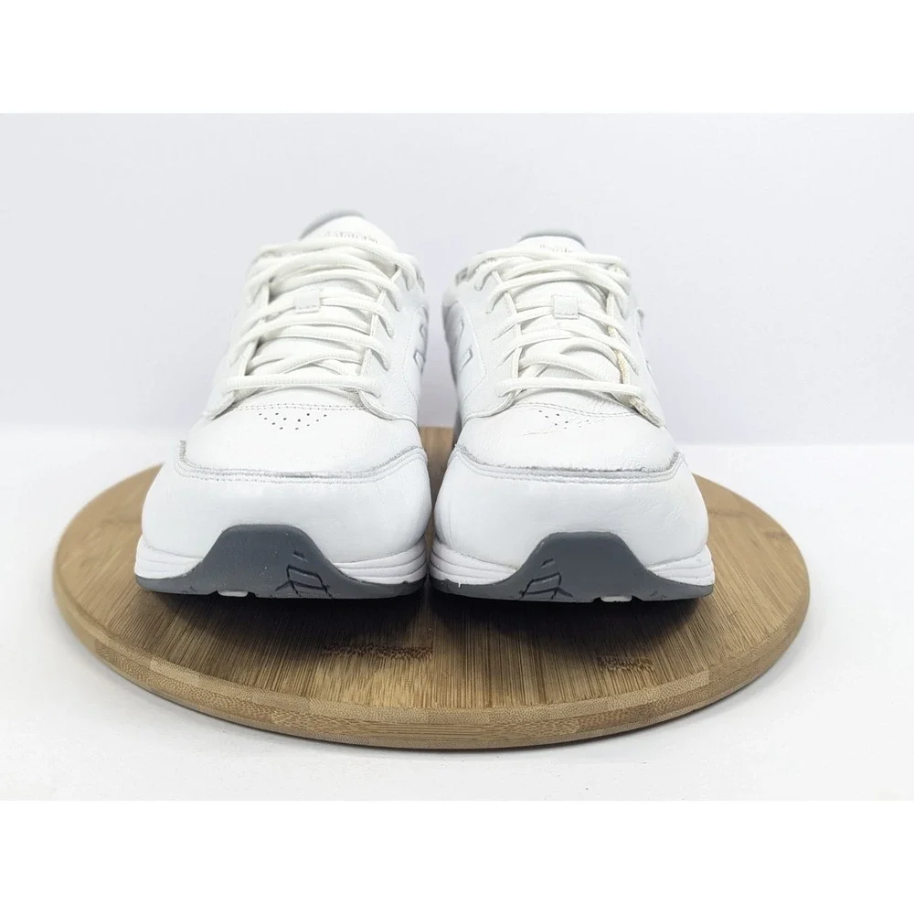 New Balance - Picture 9 of 13